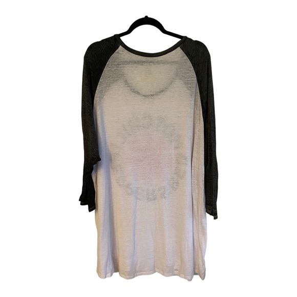 Torrid Red Hot Chili Peppers White Classic Fit Raglan Tee Women’s Plus Size 6x - Picture 8 of 8